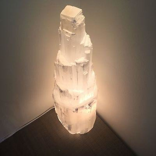 Selenit-Kristall-Wolkenkratzerlampe Prime