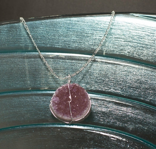 Drusekristall-Anhänger an Silberkette