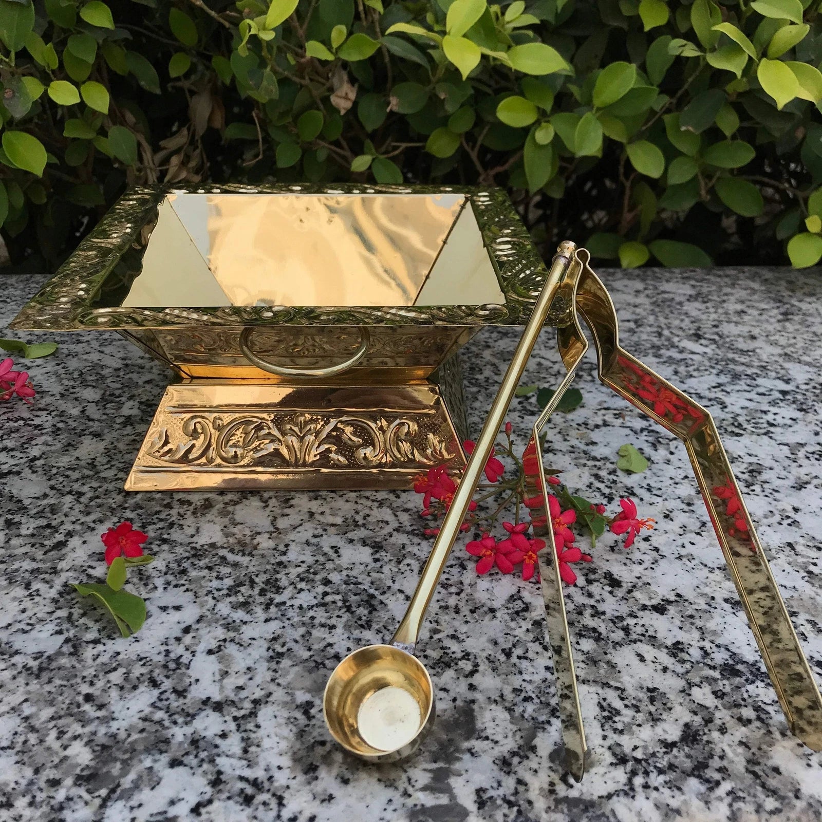 Brass Havan Kund Set for Pooja, Yagya, Agnihotra & Spiritual Rituals |