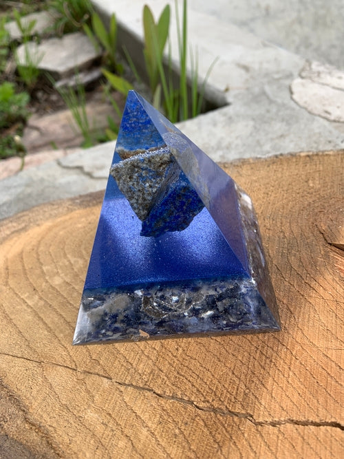 CHAKRA-SET von 7 Orgon-Pyramiden