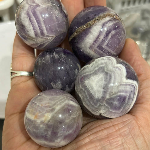 Chevron Amethyst Sphere (S)