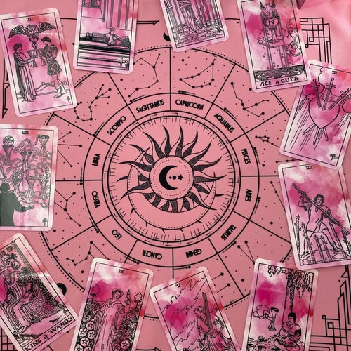 Pinkfarbenes Tarot-Tuch für Legungen